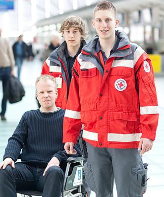 Das Freiwillige Soziale Jahr des DRK. Das Freiwillige Soziale Jahr des DRK.